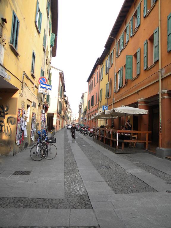 Ampio Open Space In Centro Storico بولونيا الغرفة الصورة